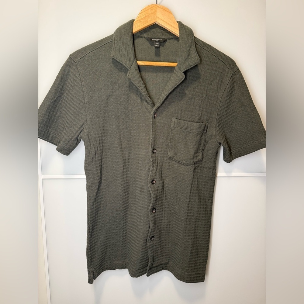 Banana Republic Olive Button Down Shirt